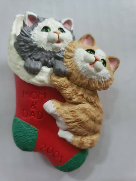 2001 Hallmark Keepsake Mom and Dad Cats Christmas Ornament U5