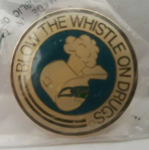 Vintage Seattle Seahawks Football NFL Blow The Whistle On Drugs Lapel Pin PB40