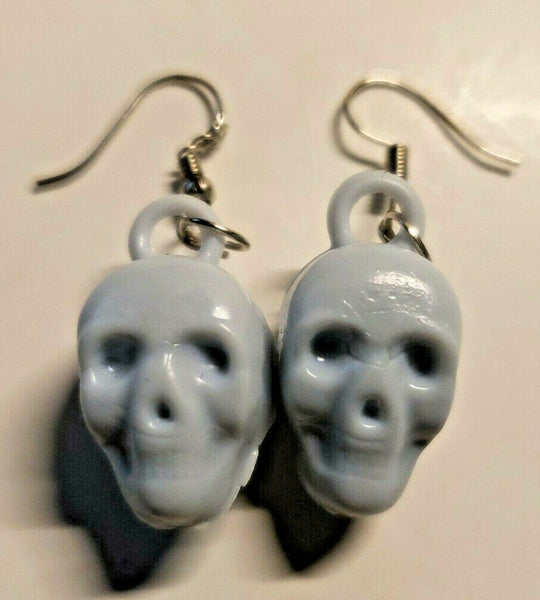 New from Vintage Mini Light Blue Skull Cracker Jack Charms Costume Jewelry C9