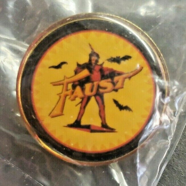 Vintage Budweiser Anheuser Busch Faust Hat / Lapel Pin Pinback New in Package