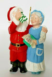 1994 Hallmark Keepsake Handwarming Present Mr & Mrs Claus Christmas Ornament U19