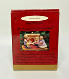 1993 Hallmark Bearnadette Bearinger Ornament U20