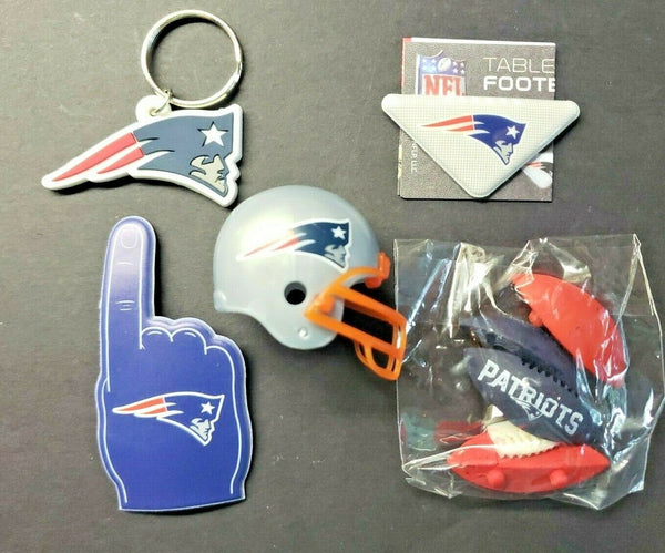 New England Patriots Football Vending Charms Lot  5 Puzzle Helmet Key Chain 292