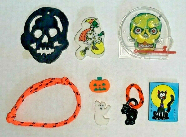 Vintage Halloween Grab Bag Mixed Lot of 8 Halloween toys prizes NOS SKU 303