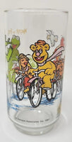 1981 McDonald's "The Great Muppet Caper" glasses featuring Kermit the Frog W4