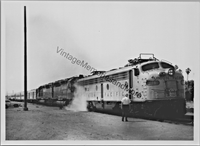 Vintage Union Pacific Railroad 910 Diesel Locomotive 5"x7" Real Photo T2-539