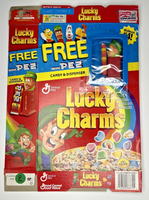 2001 Empty Lucky Charms Free Pez Dispenser 14OZ Cereal Box SKU U200/290