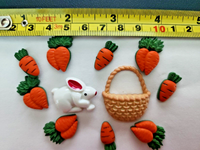 Vintage Jesse James Easter Rabbit Carrots Basket Plastic Shank Buttons PB85