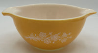 Vintage Pyrex Cinderella Nesting Mixing Bowls Buttefly Gold Set of 4 SKUu227