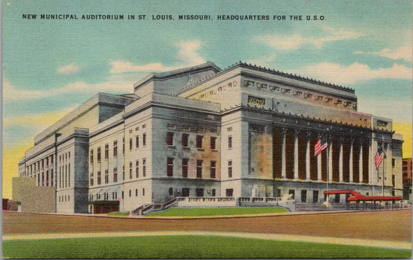 New Municipal Auditorium in St. Louis MO Postcard PC385