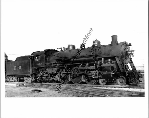 Prewar Illinois Central Railroad 1196 Steam Locomotive St. Louis, MO. T4-53