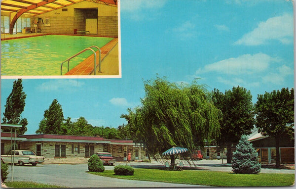 Villa Inn Motel Effingham IL Postcard PC467