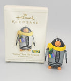 2006 Hallmark Keepsake Ornament - Suited for the Season Crayola Crayons U236