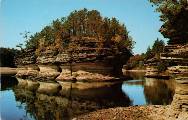 Lone Rock on the Wisconsin River Postcard PC475
