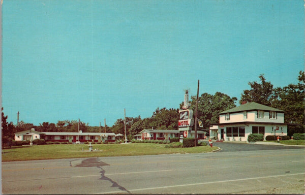Candle-Lite Motel Danville IL Postcard PC471