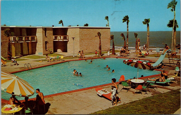 The New Sandy Shores Motor Hotel Corpus Christi TX Postcard PC493