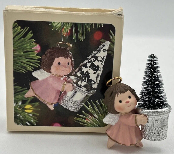 Hallmark Keepsake Thimble Angel Ornament 1981 U74