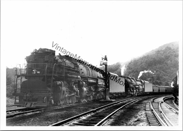 Vintage Chesapeake & Ohio Railroad 1605 Steam Engine T3-620