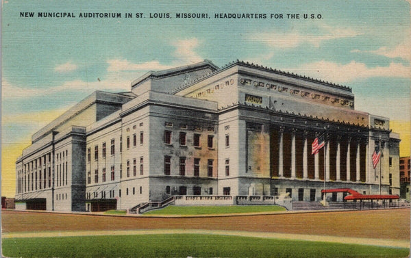 New Municipal Auditorium in St. Louis MO Postcard PC532