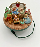 1995 Hallmark Victorian Toy Box Light & Motion Store Display U248