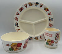 Vintage 1980's  Strawberry Shortcake Deka 3 Piece Plastic Dish Meal Set U114A