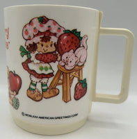 Vintage 1980's  Strawberry Shortcake Deka 3 Piece Plastic Dish Meal Set U114A