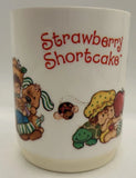 Vintage 1980's  Strawberry Shortcake Deka 3 Piece Plastic Dish Meal Set U114A