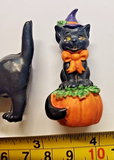 Vintage Black Cats Pumpkin Ceramic Plastic Halloween 3 pc. Mixed Lot PB82